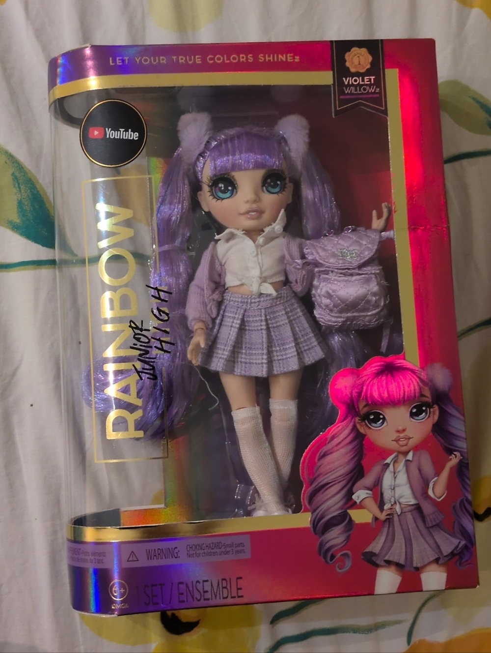 Rainbow High NIB Violet Willow 2021 Series 1 Doll MGA Purple Hair Skirt Backpack